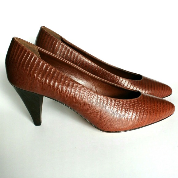 EUC Enrico Gerbi Brown Leather Pumps - Picture 7 of 7